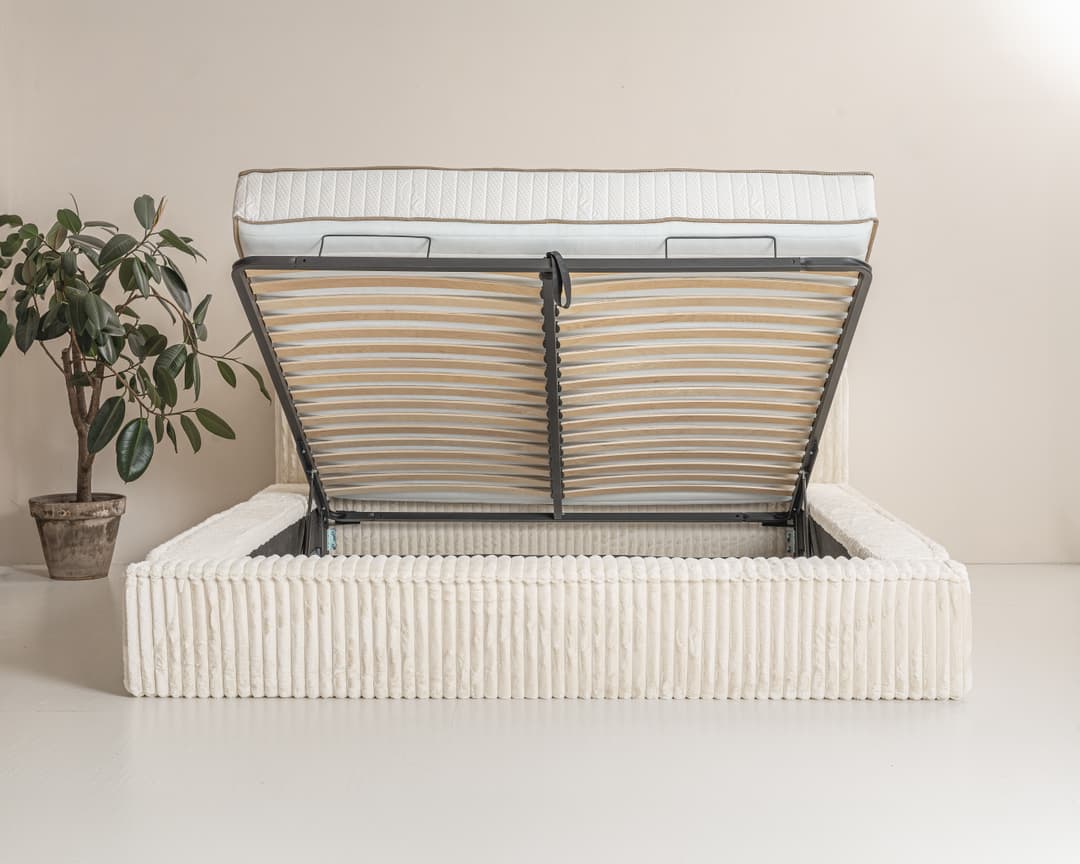 Bed met opbergruimte Mila Beige